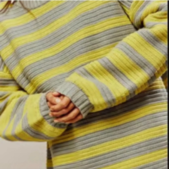 NEW Free People Links Pullover Oversized Sweater Yellow/Grey Stripe Combo Medium - Picture 3 of 7